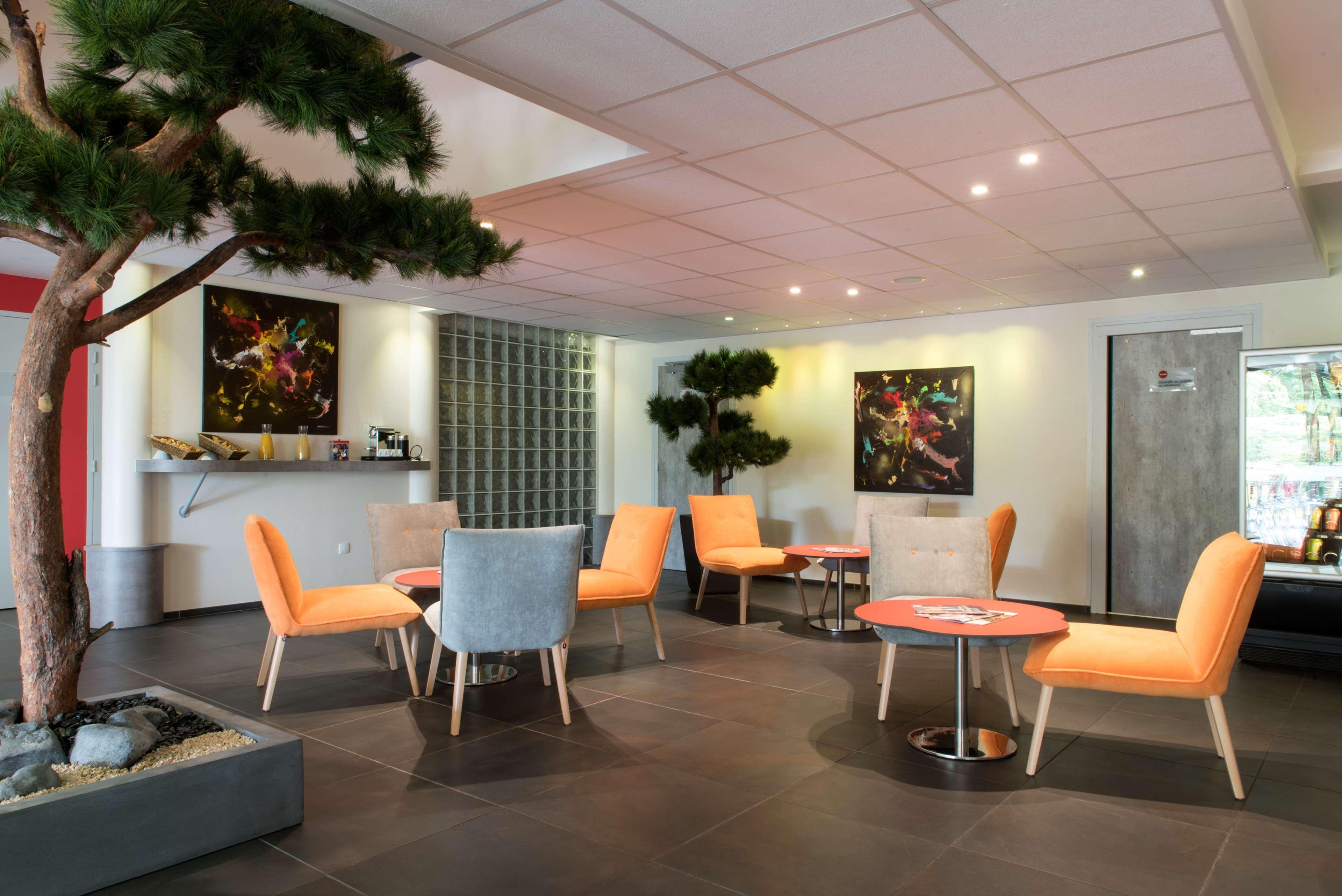 Hotel Kyriad La Rochelle Centre Ville Екстериор снимка