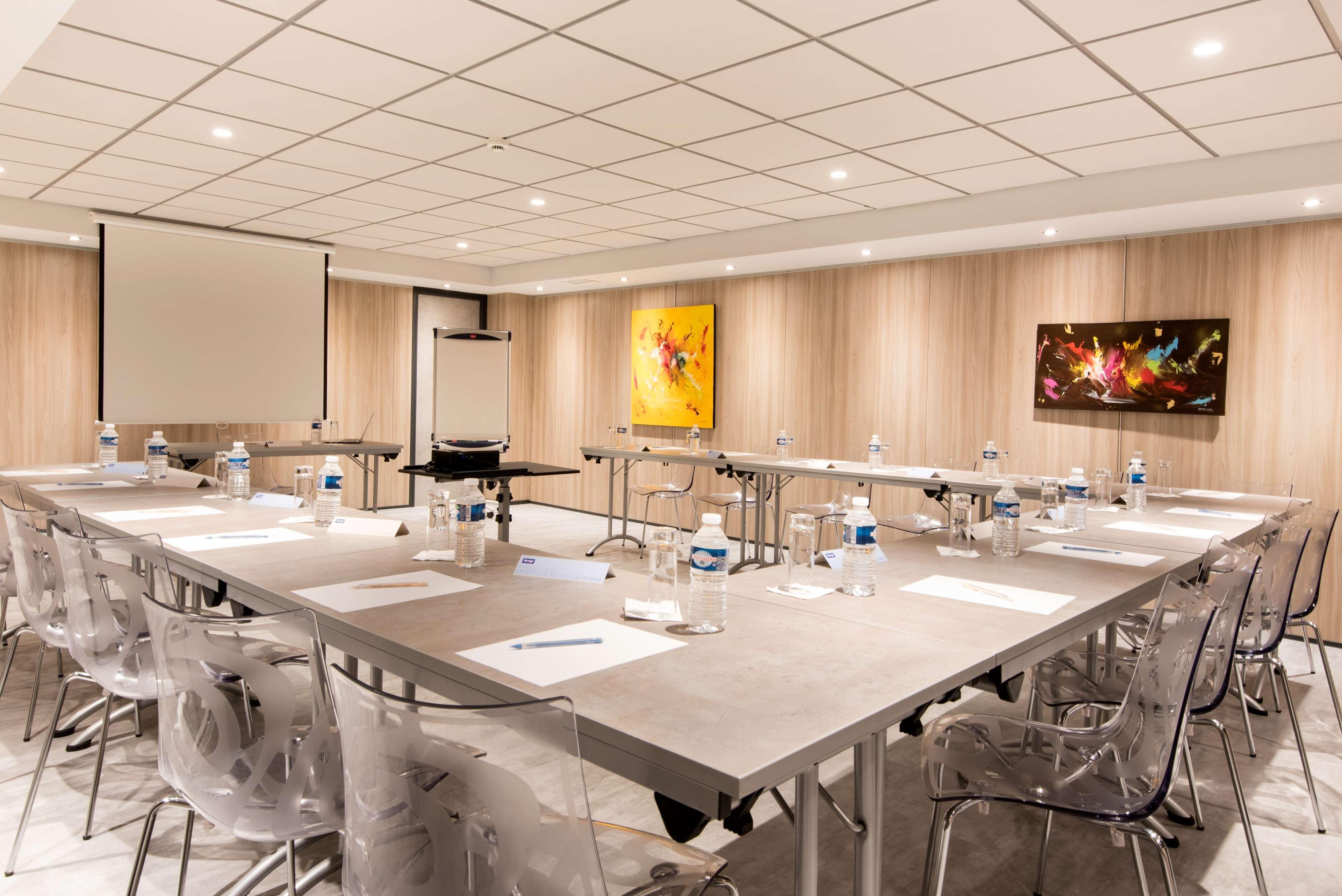 Hotel Kyriad La Rochelle Centre Ville Екстериор снимка