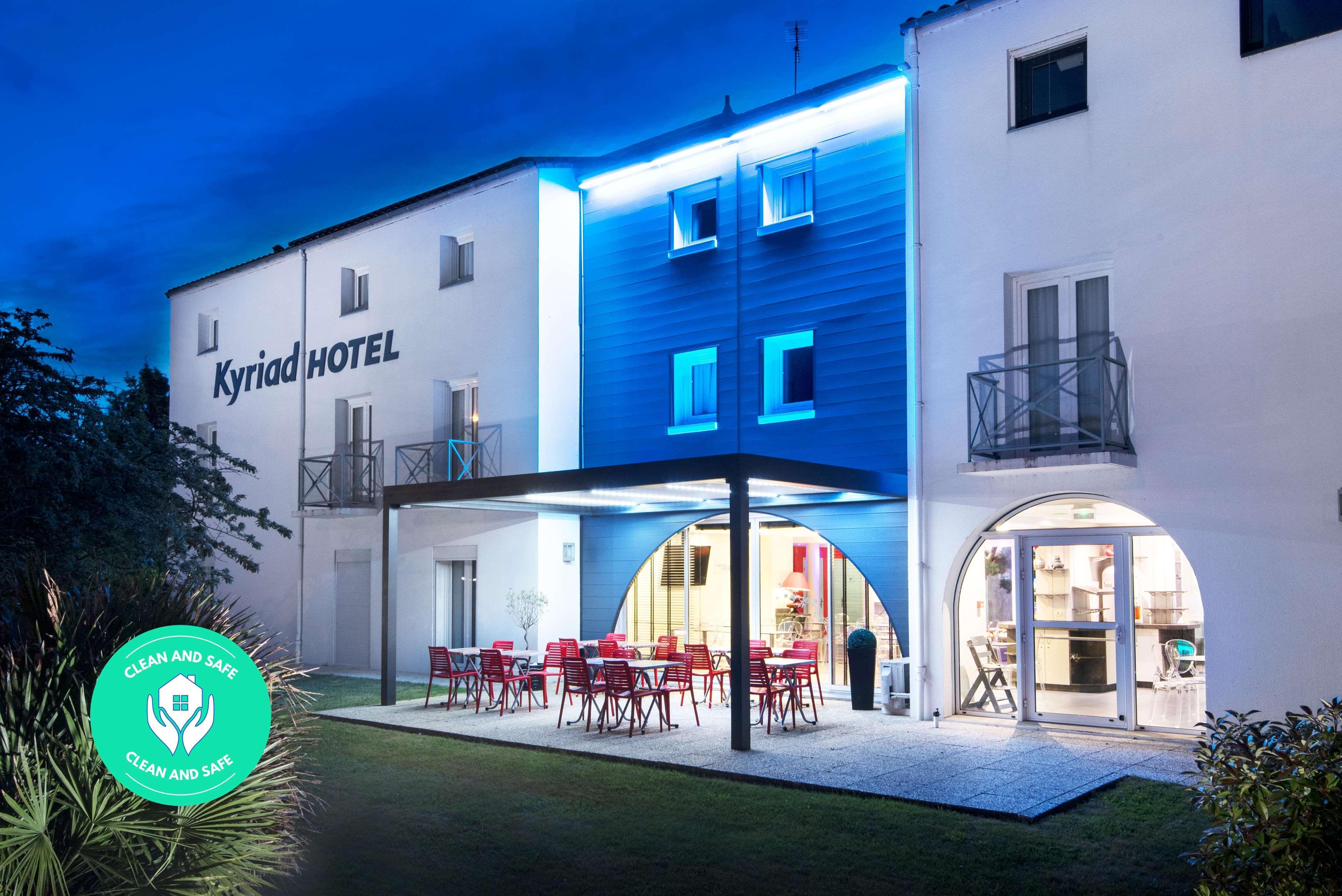 Hotel Kyriad La Rochelle Centre Ville Екстериор снимка