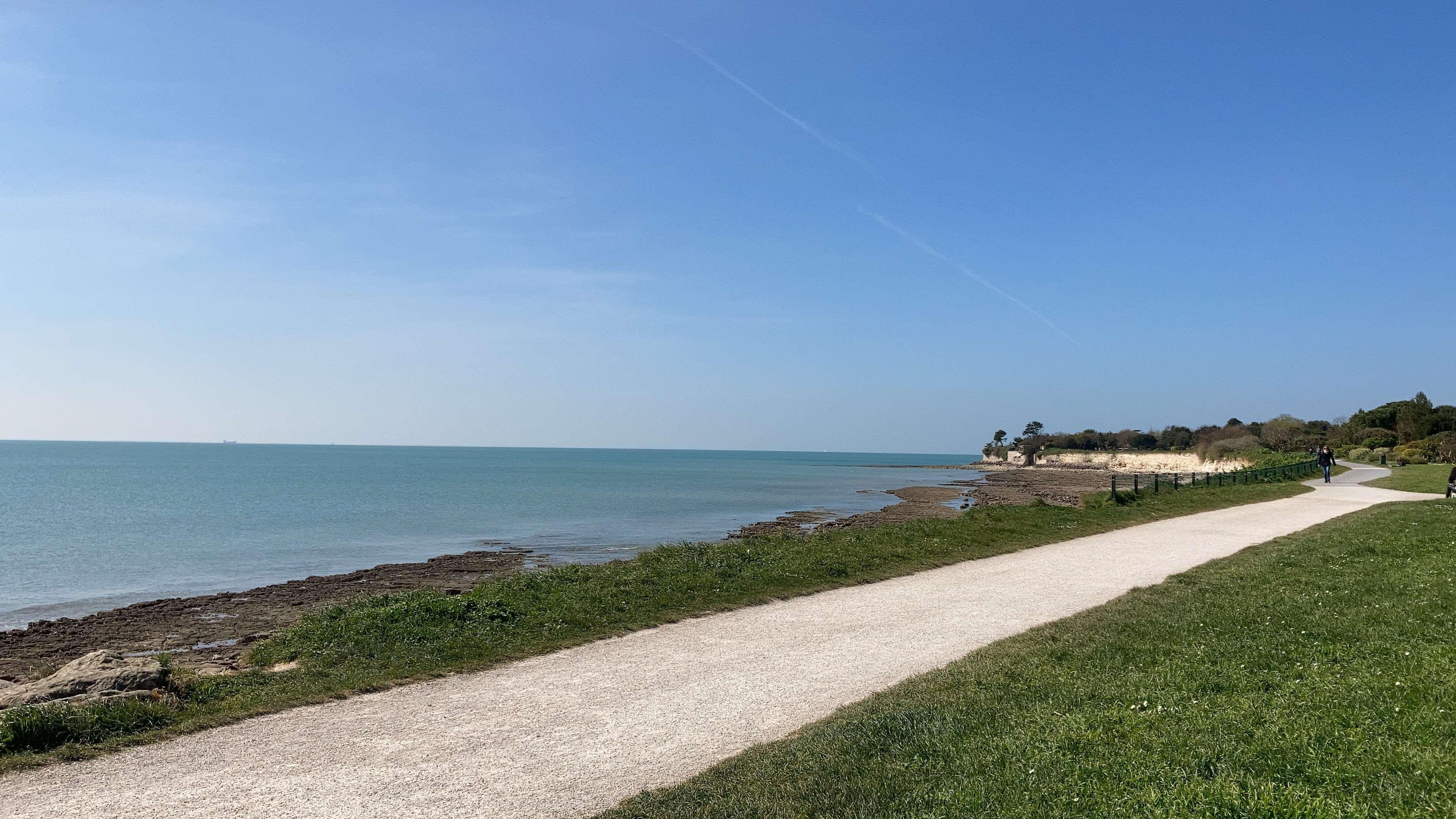 Hotel Kyriad La Rochelle Centre Ville Екстериор снимка