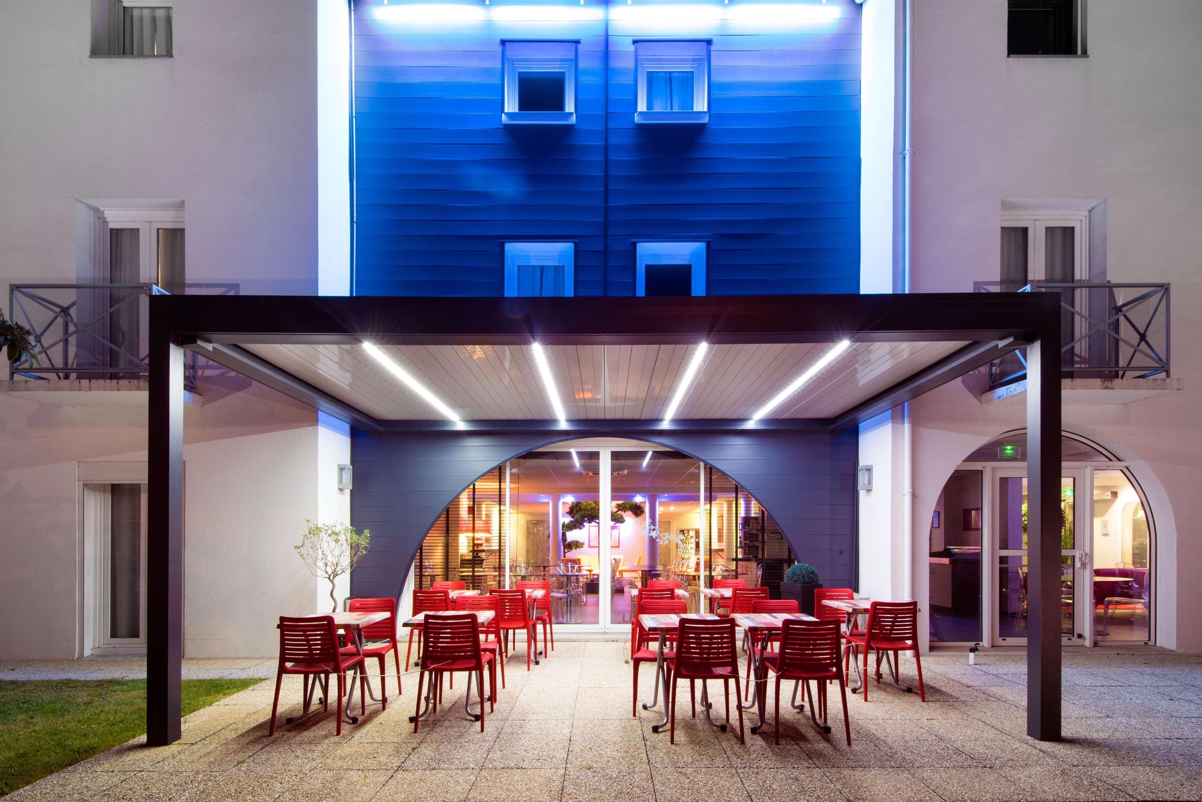 Hotel Kyriad La Rochelle Centre Ville Екстериор снимка