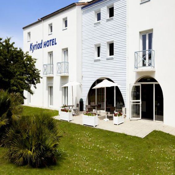 Hotel Kyriad La Rochelle Centre Ville Екстериор снимка