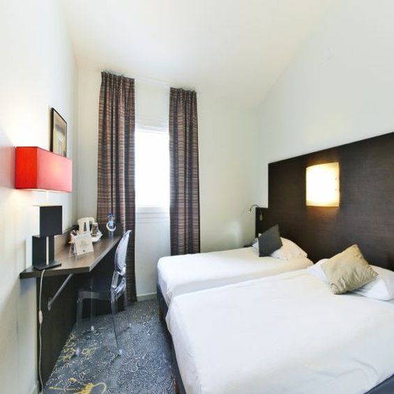 Hotel Kyriad La Rochelle Centre Ville Екстериор снимка
